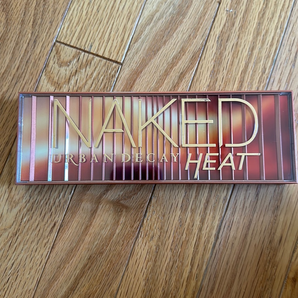 Urban decay Naked Heat palette